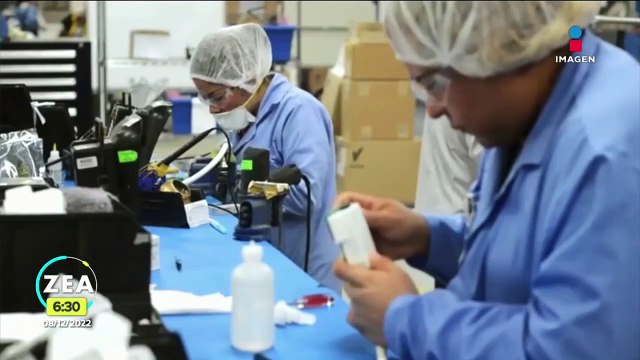 Trabajadores de Xochimilco realizan bloqueo; exigen el pago de su bono de fin de año