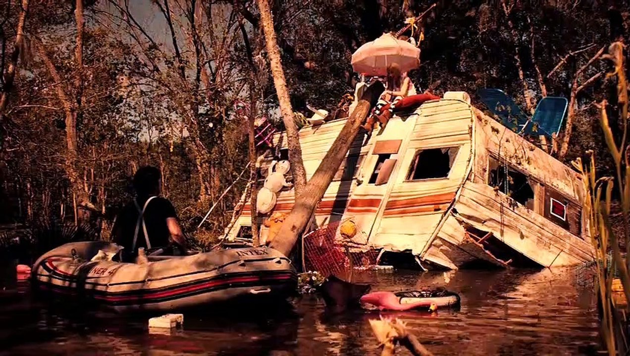 where is trailer park shark filming location Image 5