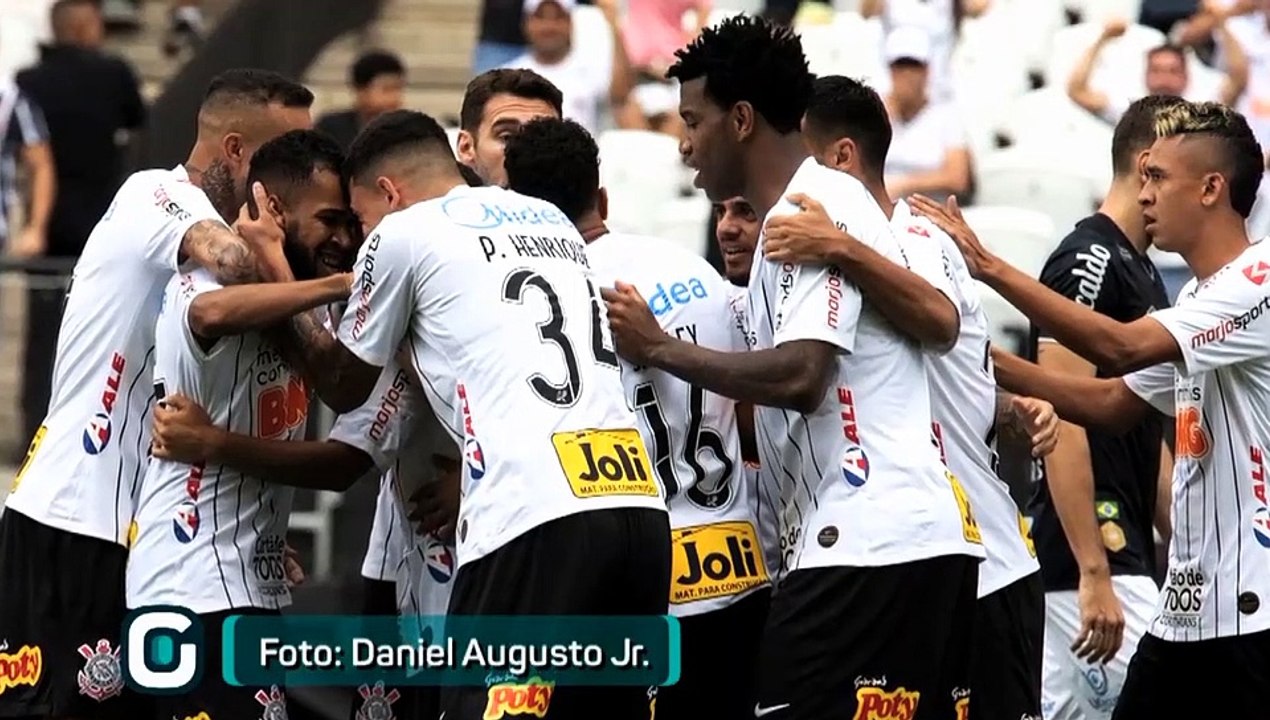 Corinthians domina Santos no clássico paulista