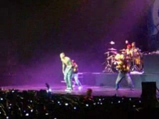 CONCERT CHRIS BROWN ZENITH KISS KISS