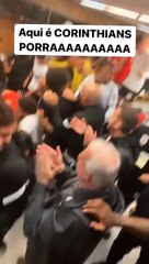 Veja a comemoração corintiana no vestiário após a vitória no Derby