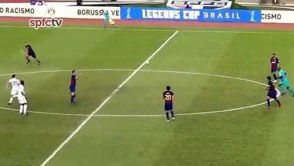 Legends Cup Dagoberto fez o terceiro gol do São Paulo contra o Barcelona