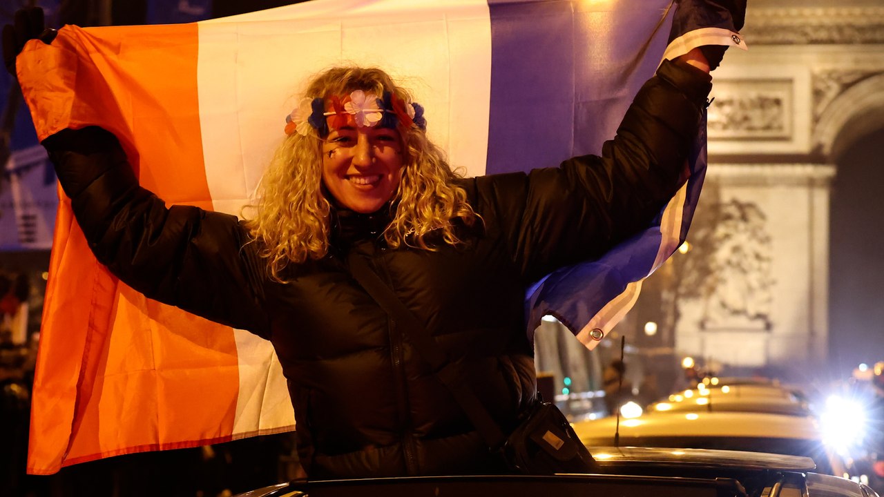 « On est en finale ! » : les supporters français tout à leur joie après la victoire face au Maroc
