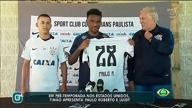 Corinthians apresenta Luidy e Paulo Roberto