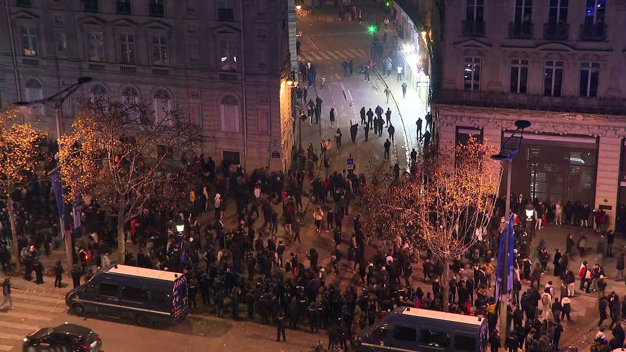 Confrontos na França