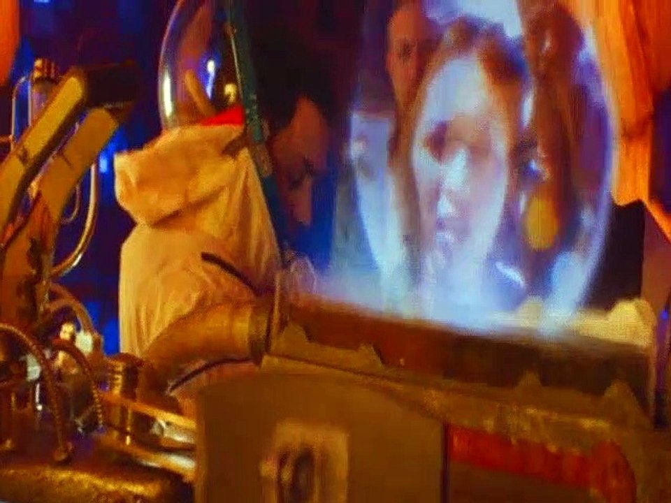 Doctor Who S12E06 Praxeus