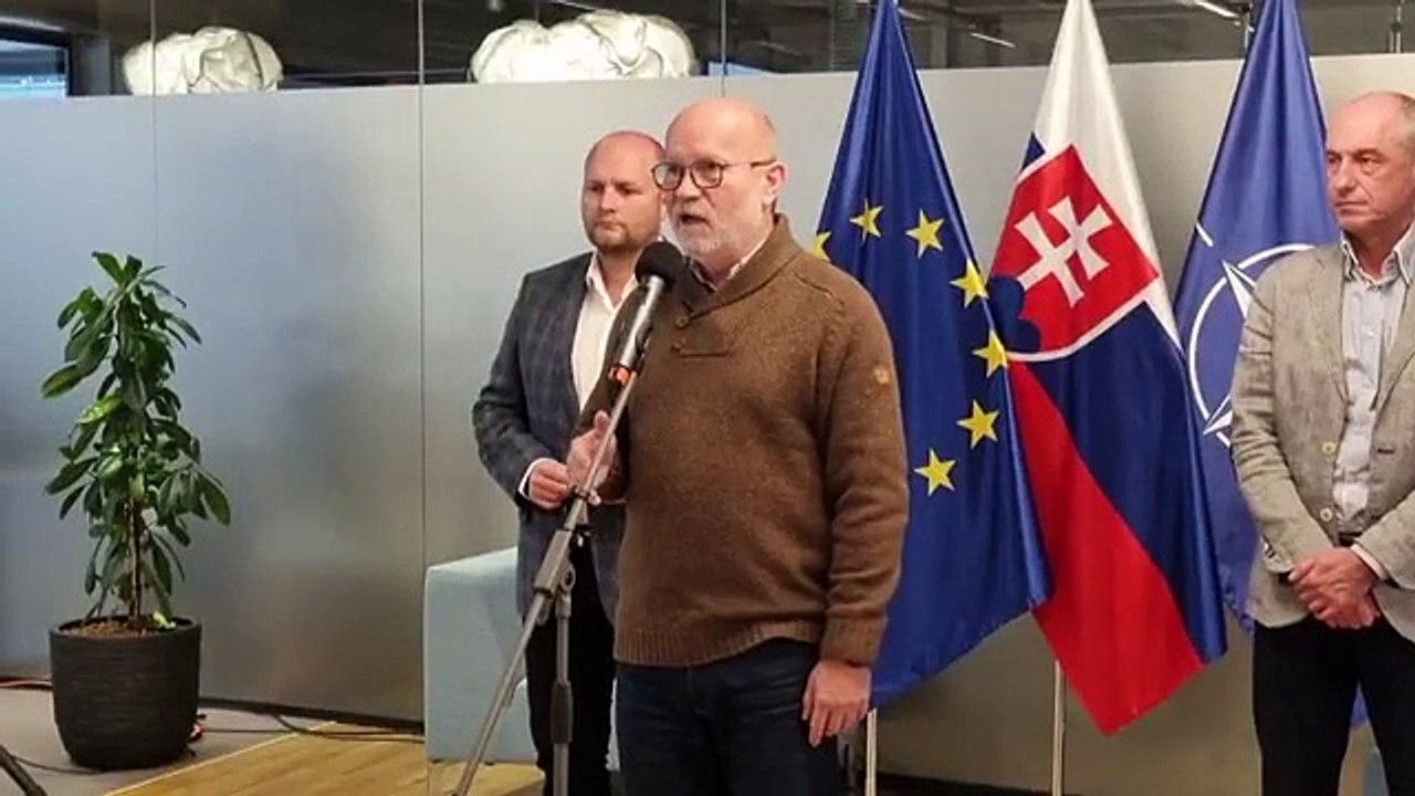 ZÁZNAM: Slovensko je podľa J. Naďa a R. Káčera pripravené aj naďalej pomáhať Ukrajine