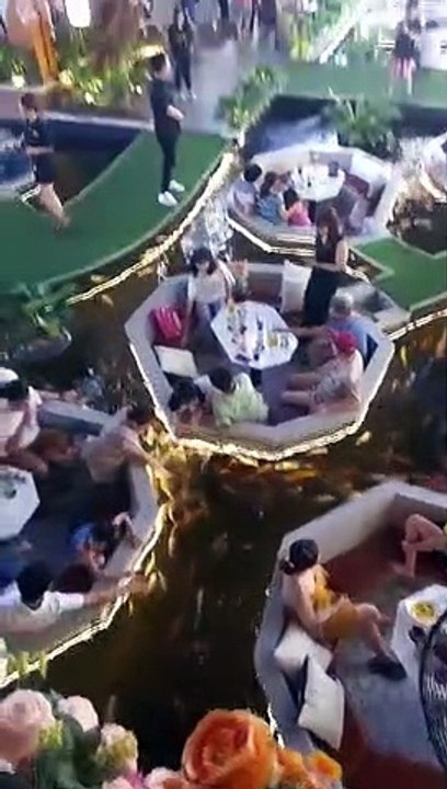 Stunning restaurant in Vietnam, check out