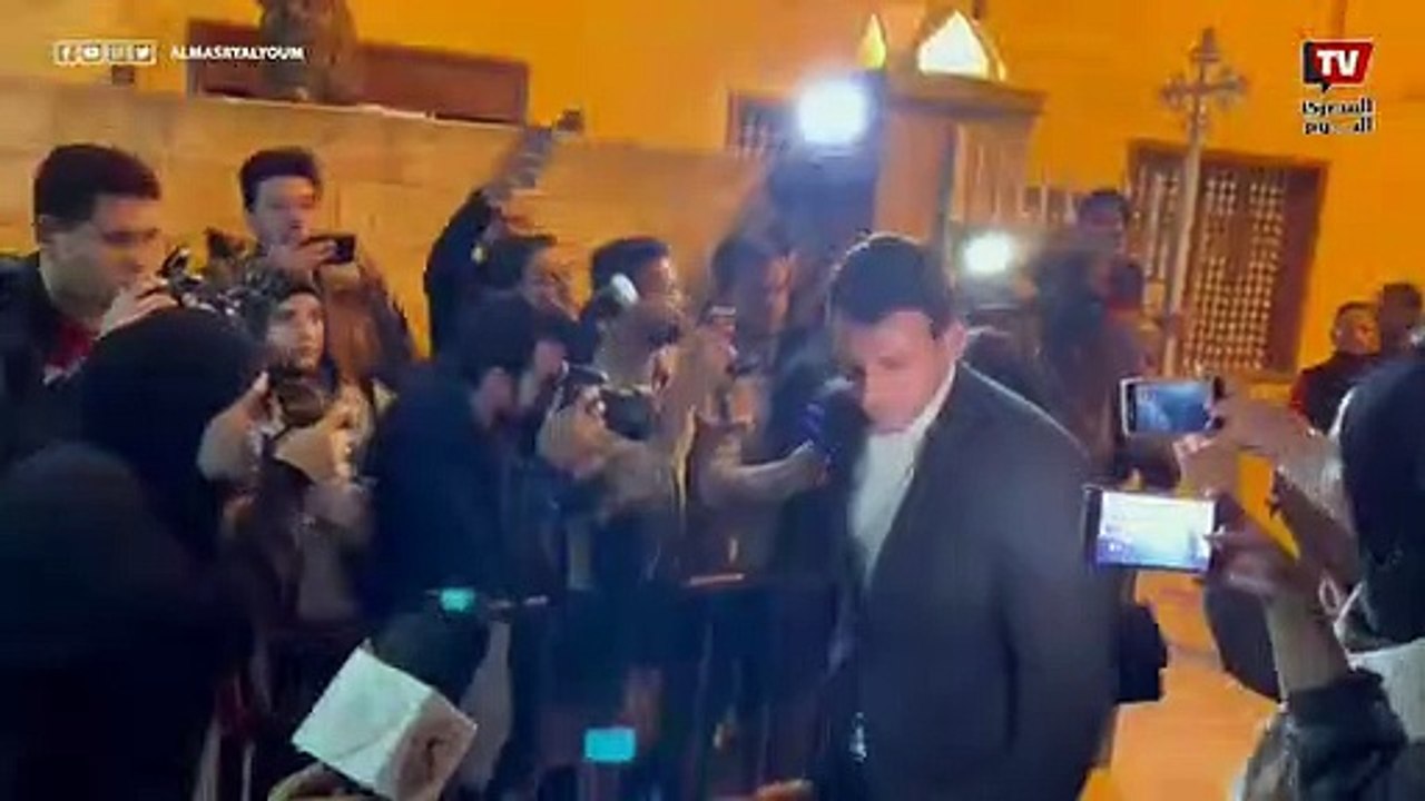 دنيا سمير غانم ورامي رضوان في عزاء الكاتب الراحل مفيد فوزي