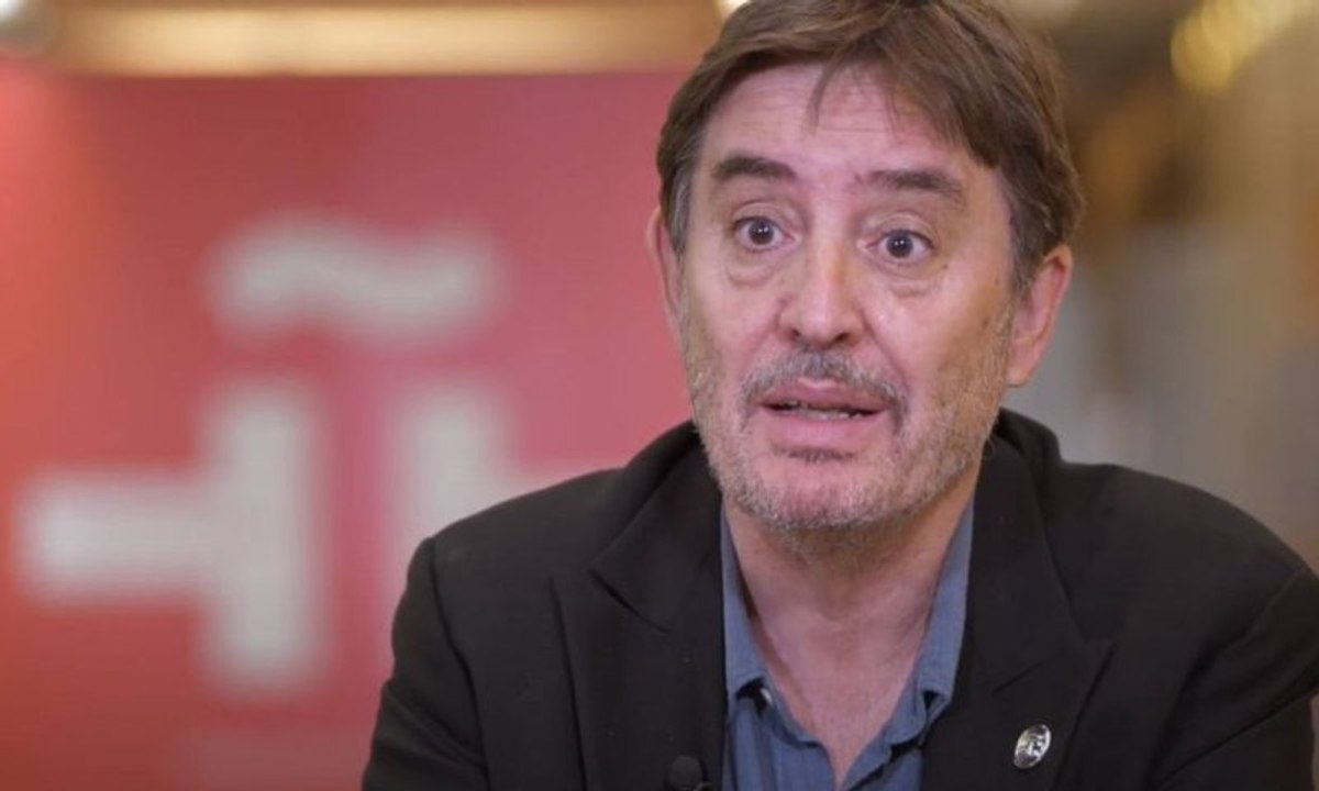 Luis García Montero: "Uno de los años más imborrables de mi vida será el que pude cuidar a la persona de la que sigo enamorado"