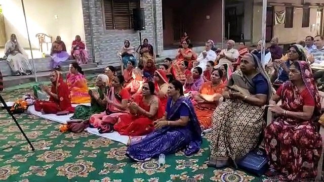 शोभायात्रा के साथ श्रीमद् भागवत ज्ञान कथा आरंभ