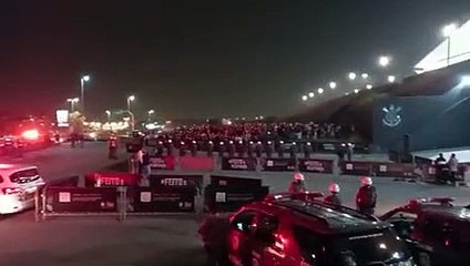 Torcida do Corinthians protesta após derrota no Derby