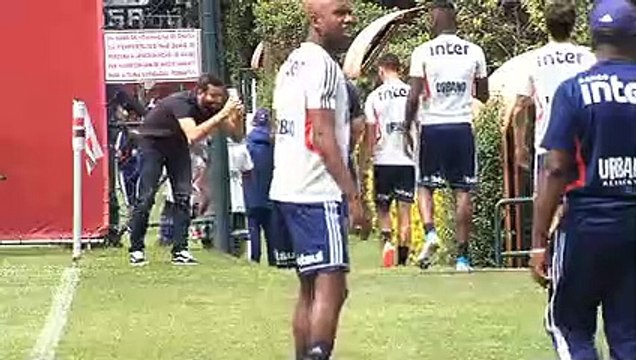 Confira imagens do treino do São Paulo desta terça-feira