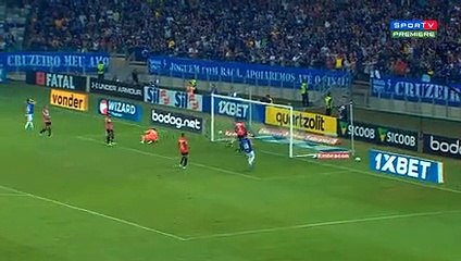Lances da vitória do Cruzeiro sobre o São Paulo no Mineirão