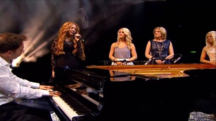 Celtic Woman — “Away In A Manger” – Lisa - (live)