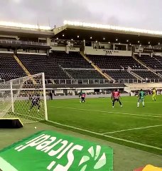 Veja o gol do Guarani contra o São Paulo