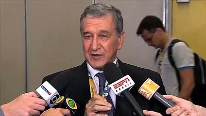 Parreira A CBF está gabaritando os treinadores