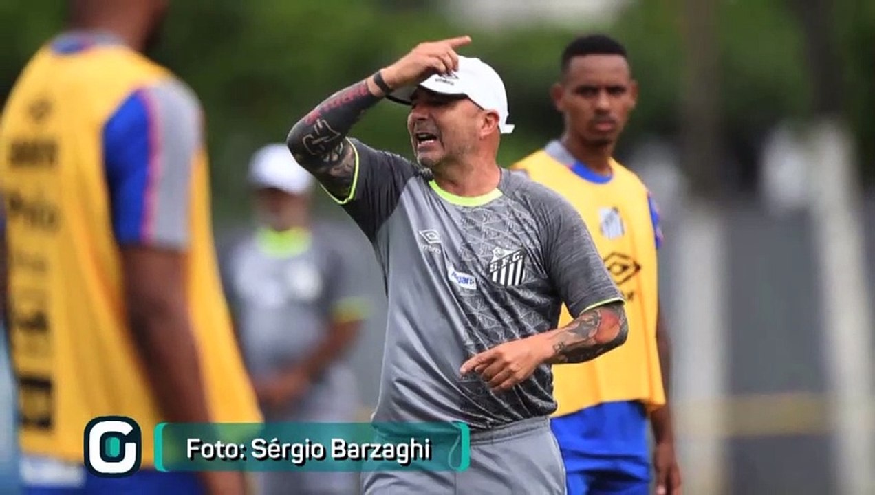 Sampaoli esboça Santos com três zagueiros