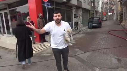 Yangını görüntüleyen İHA muhabirine çirkin saldırı