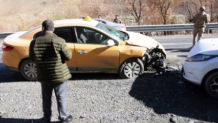 İki aracın çarpıştığı kazada 7 kişi yaralandı