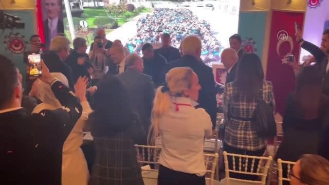 TÜRK-İŞ Genel Sekreteri Kavlak: (Asgari ücret görüşmeleri) Biz de asgari ücretin insan onuruna yaraşır bir düzeyde olması için elimizden geleni...