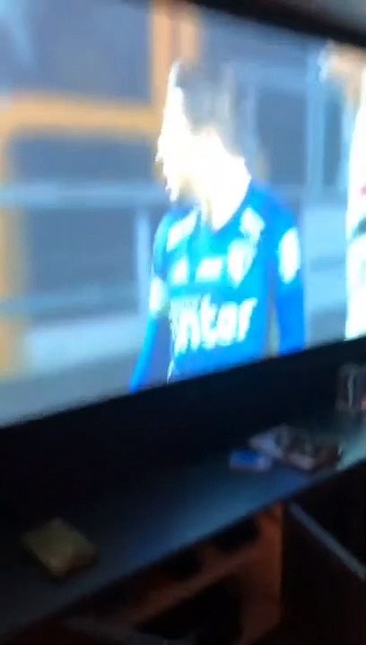 Felipe Melo comemorando gol de Dudu