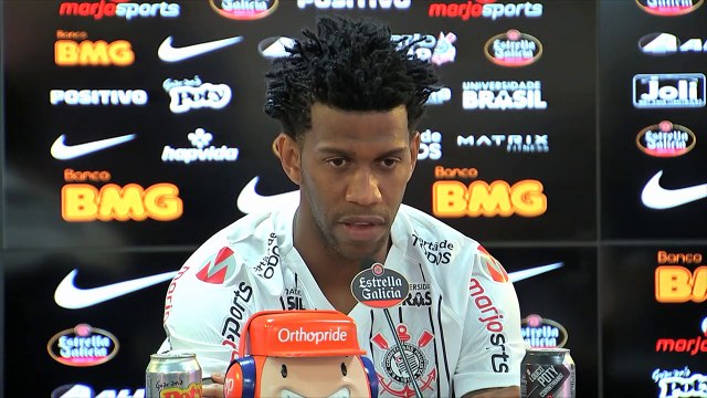 Confira entrevista coletiva do zagueiro Gil