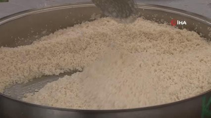 Başkent'te pilav yeme günü düzenlendi