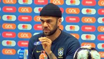 Daniel Alves fala  sobre expectativa de levantar a taça da Copa América