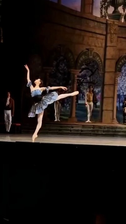 20221208 Paquita Va. May Nagahisa