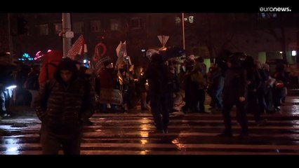 Hundreds of students in Hungary join teacher rebellion over low pay