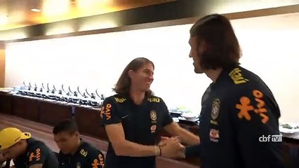 Cássio chega e já está à disposição da Seleção Brasileira