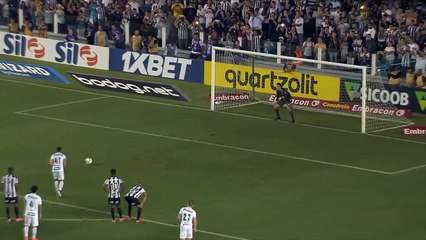 De pênalti, Jean Mota amplia para o Santos na Vila Belmiro