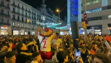 Barcelona explodes in joy over Morocco's historic World Cup victory 🇲🇦