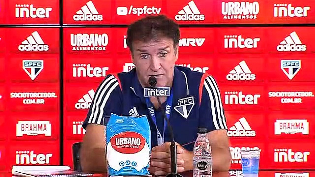 Cuca assumiu que ficou sabendo do caso Carneiro na semana passada