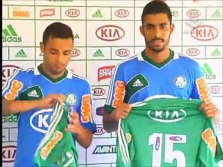 Palmeiras começa a semana apresentando reforços