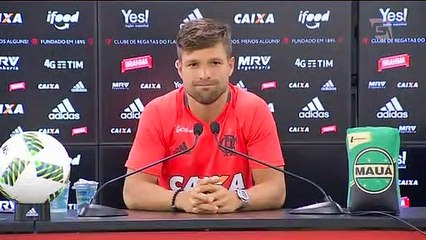 Diego prega equilíbrio e concentração para Flamengo vencer o América-MG