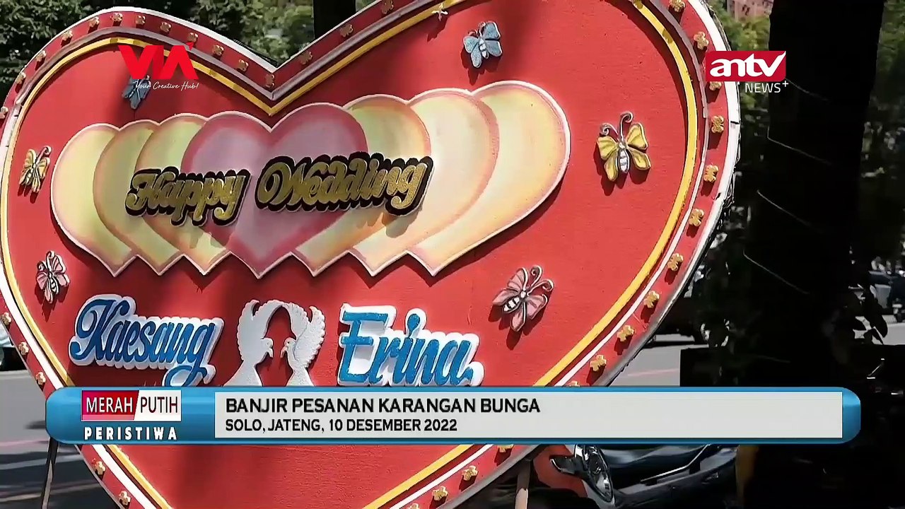 PENJUAL KARANGAN BUNGA BANJIR PESANAN DI SOLO