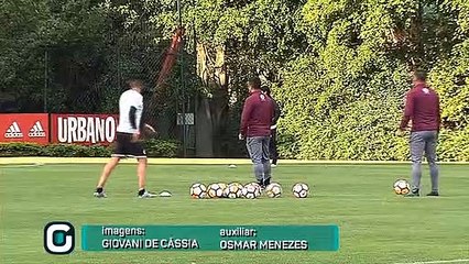 Imagens do treino do Colo-Colo no CT do São Paulo