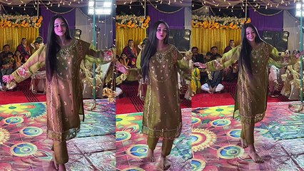 Pakistani Viral Girl Ayesha Sell Green Kurta कीमत जानकर उड़ जाएंगे होश । Boldsky *Viral