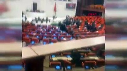 Meclis'te yine gerginlik çıktı, oturuma ara verildi, Başkanvekili kızdı: Susun artık ya