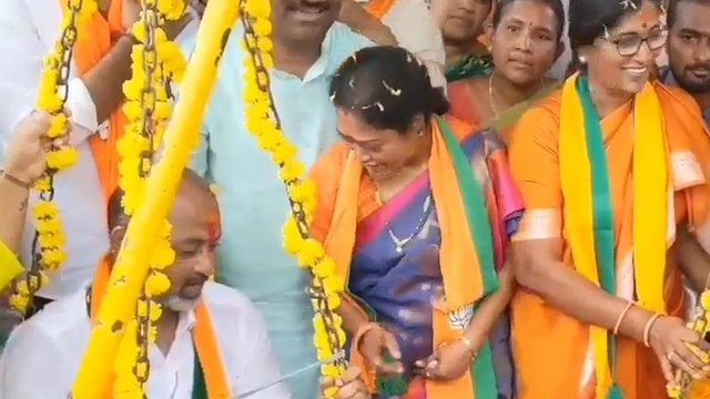 కోరుట్ల: బండి సంజయ్ కి తులాభారం