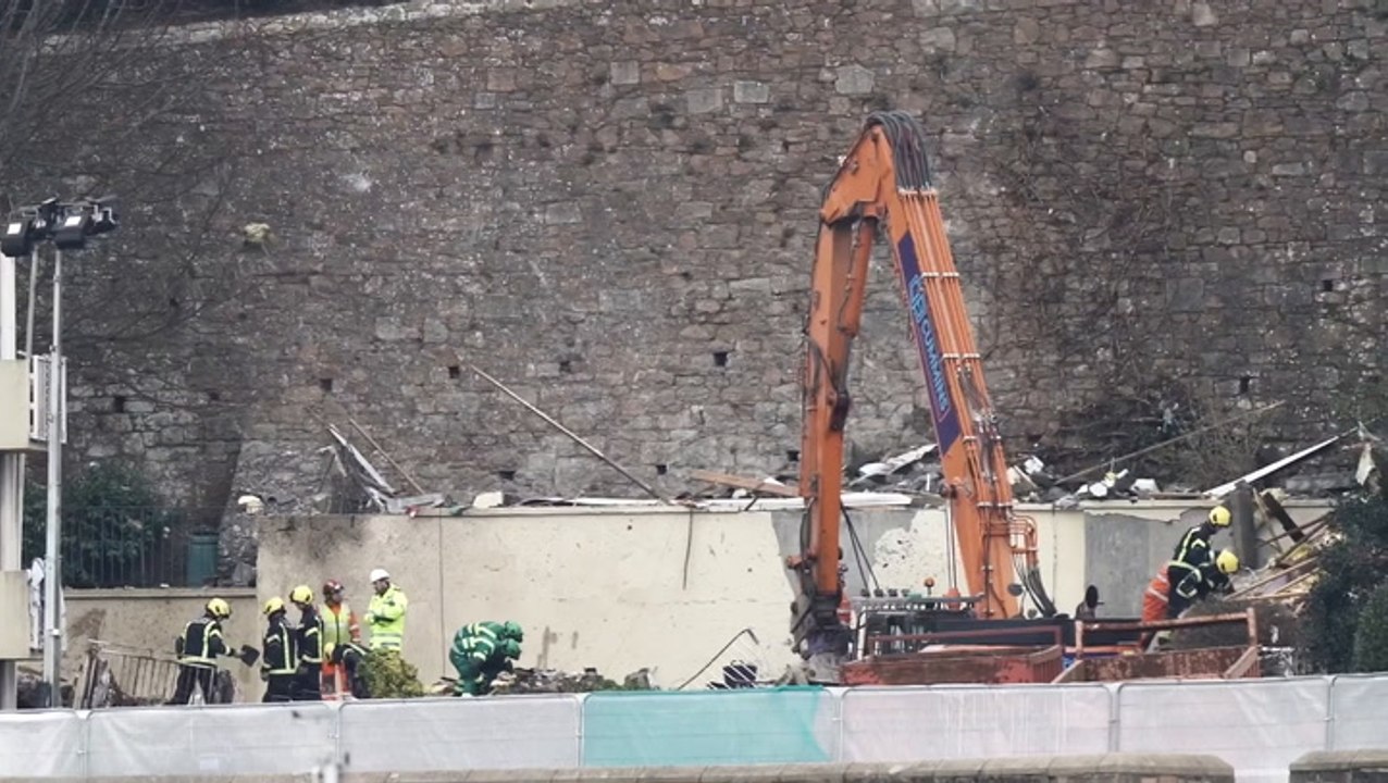 Crews at scene of Jersey explosion no longer searching for survivors