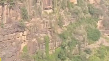 रीवा: जलप्रपात में कूदे युवक का अबतक नही पता लग सका