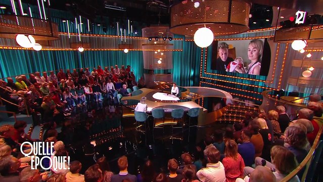 Laeticia Hallyday parle du troisième enfant qu'elle devait adopté avec Johnny dans Quelle époque! sur France 2.