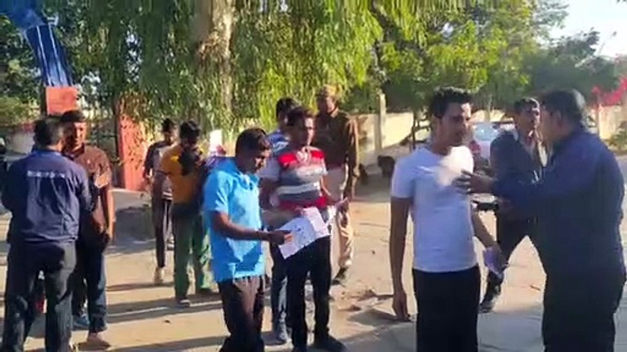 वनरक्षक भर्ती परीक्षा- आधे अभ्यार्थी भी नहीं हु...