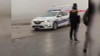 OTOBÜS, TIR'A ARKADAN ÇARPTI 9 YARALI-o