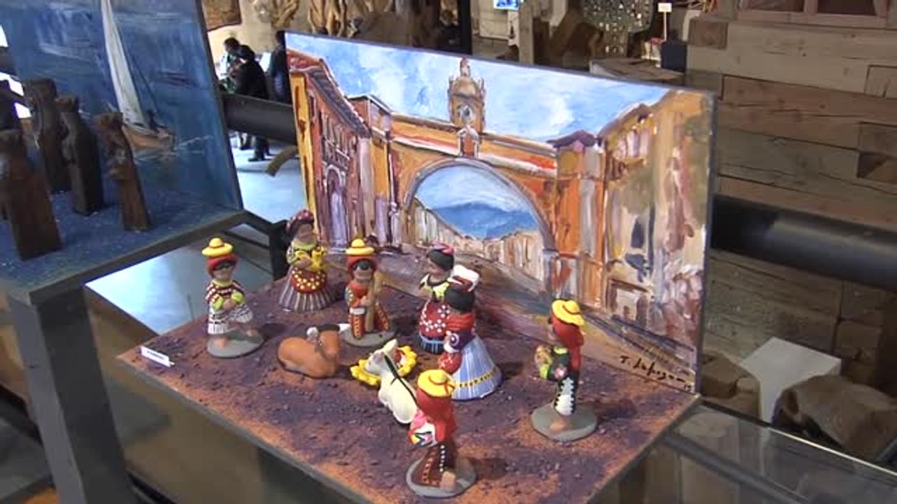 La localidad alavesa de Artziniega acoge una magnífica muestra con 2.773 belenes de los cinco continentes