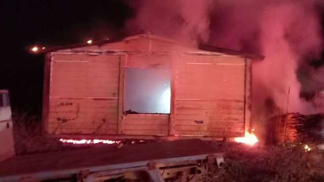 전남 영암서 농막 화재... 쓰레기 소각 불씨 번진 듯 / YTN