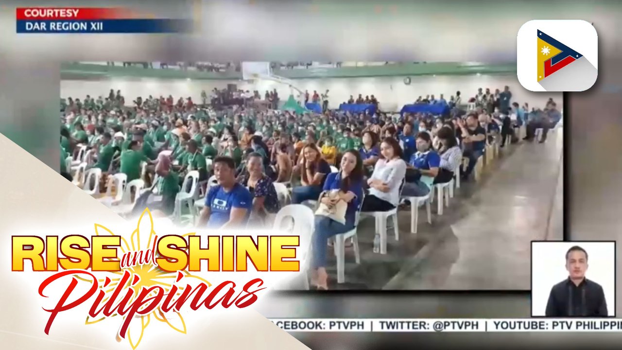 Mga magsasaka sa SOCCSKSARGEN, nakatanggap ng titulo ng lupa mula sa DAR; 3,524 CLOA, ipinamahagi sa agrarian reform beneficiaries